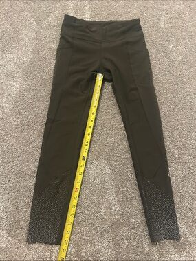 Lululemon legggings in Dark Olive-size xs